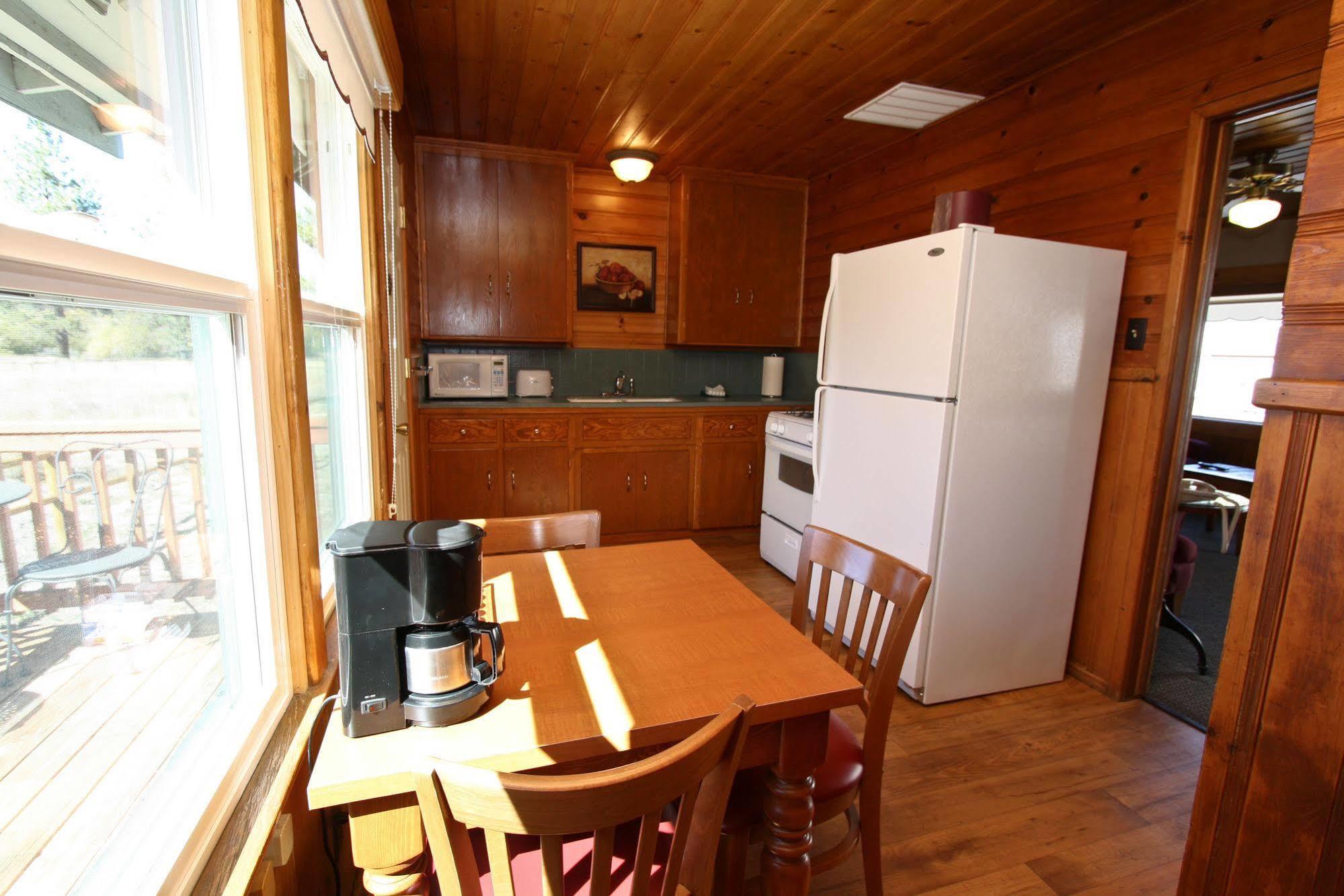Bay Meadows Resort Big Bear Lake Bagian luar foto